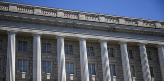 I.R.S. Offers Deal to Small Insurance Companies Under Scrutiny