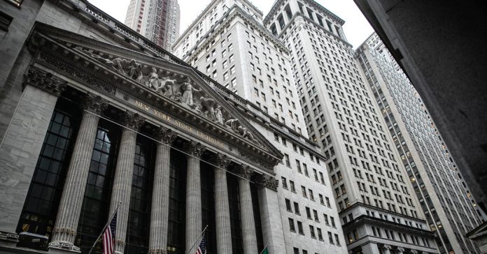 Yes, You Can Get Free Trading. But There’s Often a Catch.
