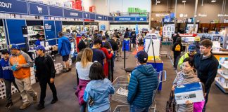 Black Friday shopping at brick-and-mortar stores dropped by 6%