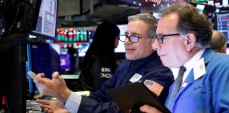 Treasury yields slide after the last auction of the year