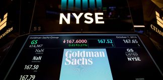 Cryptocurrency fans lay into bank