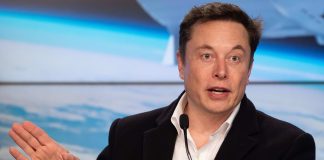 Tesla is dropping again, bringing three-day loss to 19%