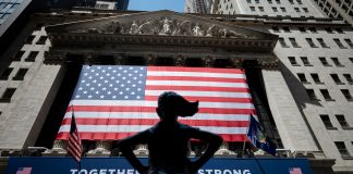 Stocks rise to start September