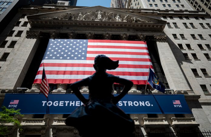 Stocks rise to start September