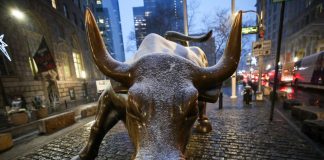 Millionaires see strong market gains in 2021