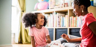 4 time-tested tips for explaining money to children