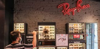 Warby Parker plans to take on glasses giant EssilorLuxottica