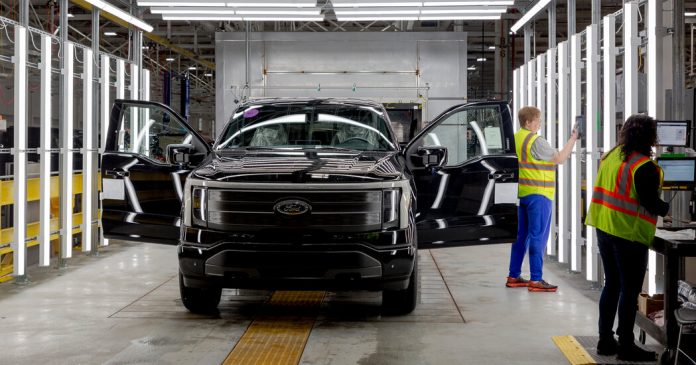 Electric Cars Are Too Costly for Many, Even With Aid in Climate Bill