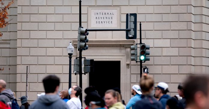 I.R.S. Tells Millions Who Received State Rebates: Don’t File Just Yet